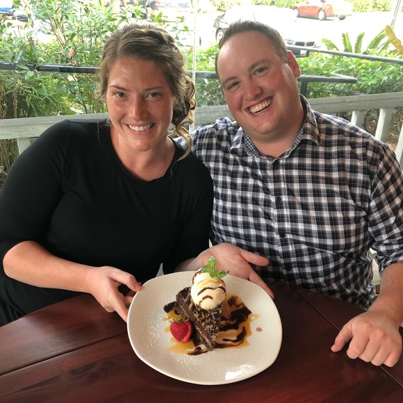 Meet your Posher, Tori - Picture 7 of 8